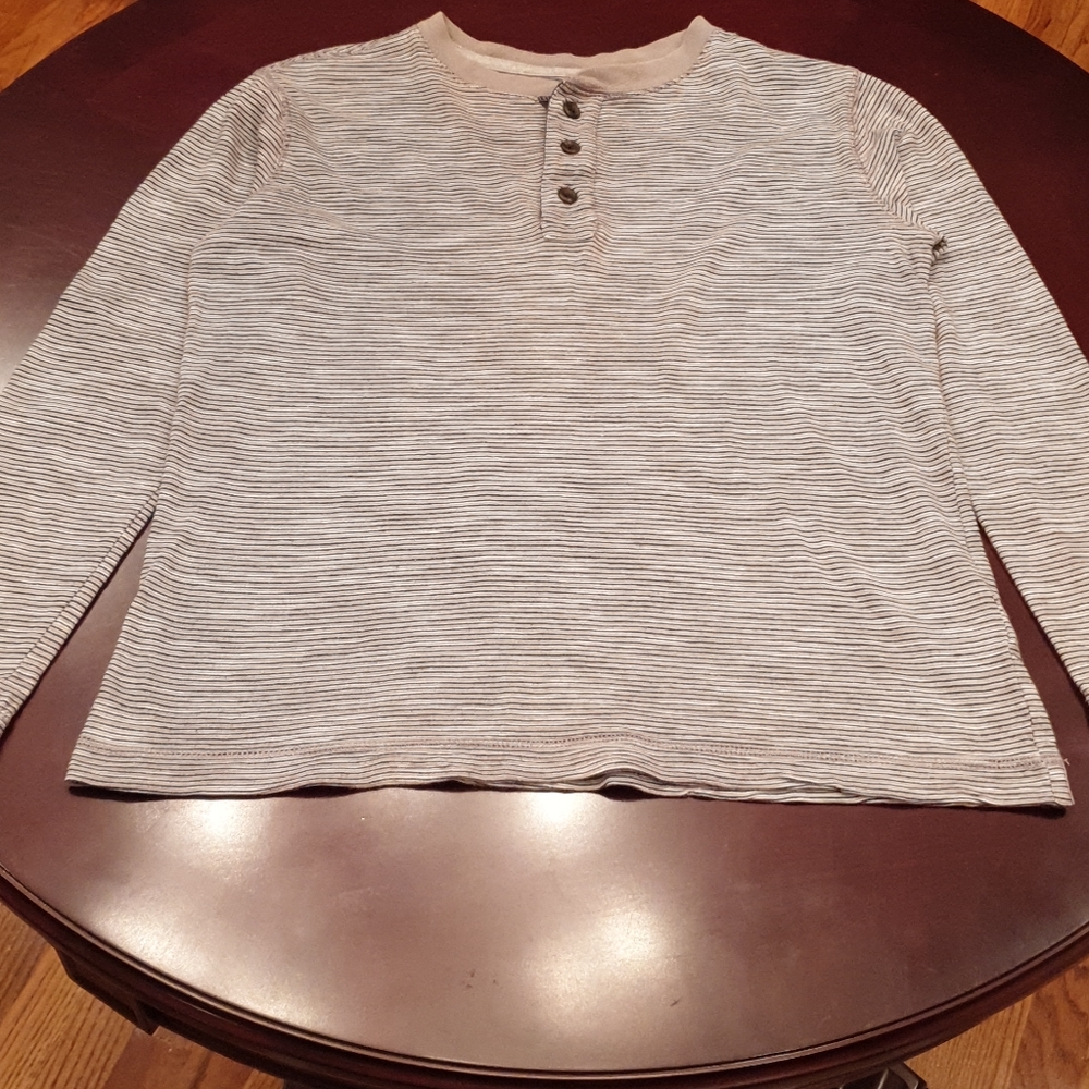 Boys Large (10-12) Long Sleeved Shirt